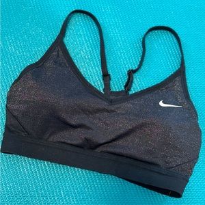 NIKE Black/Sparkle Dryfit Sports bra with pads - Size Small